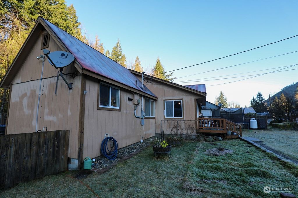 Photo of 26610 469th Avenue NE, Darrington, WA 98241 (MLS # 2323970)