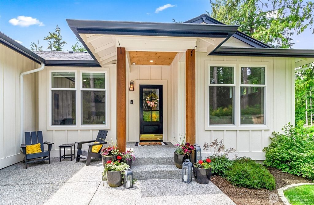 Photo of 4704 192nd St NW St, Stanwood, WA 98292 (MLS # 2397207)