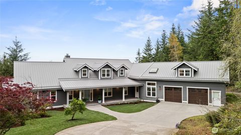Photo of 2231 Squalicum Mountain Road, Bellingham, WA 98226 (MLS # 2441379)
