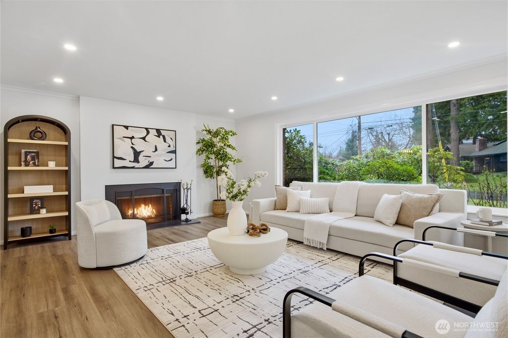 Photo of 1705 NE 130th Place, Seattle, WA 98125 (MLS # 2502824)