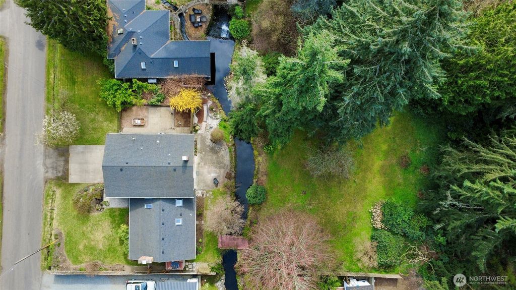 Photo of 1705 NE 130th Place, Seattle, WA 98125 (MLS # 2502824)
