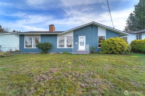 Photo of 3530 Nome Drive NE, Bremerton, WA 98310 (MLS # 2472117)