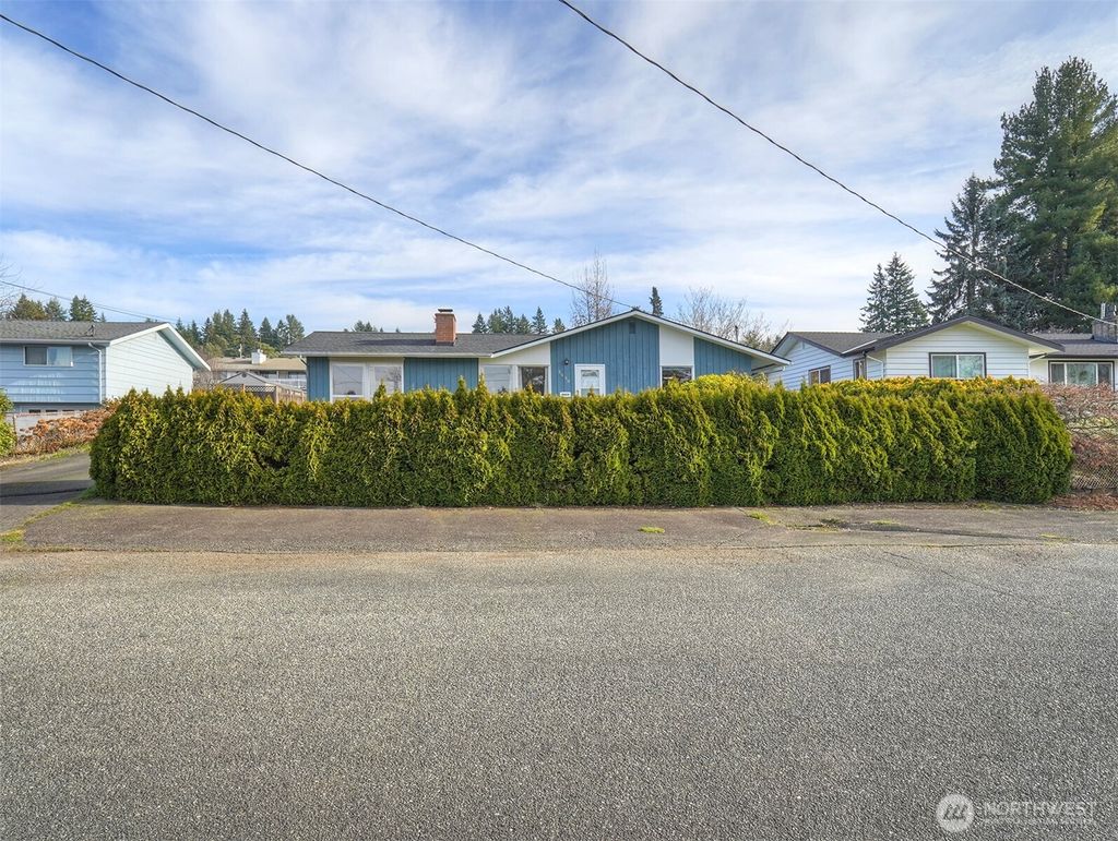 Photo of 3530 Nome Drive NE, Bremerton, WA 98310 (MLS # 2472117)