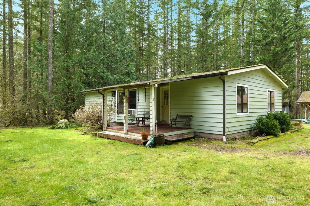 Photo of 46009 SE 130th Place, North Bend, WA 98045 (MLS # 2496722)