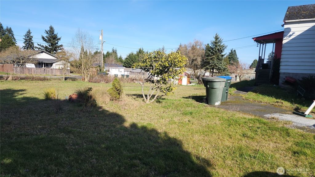Photo of 1015 W Highway 101, Port Angeles, WA 98363 (MLS # 2490261)