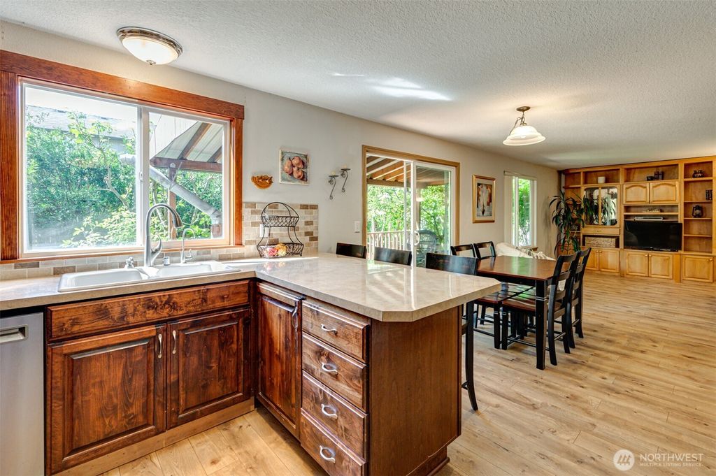 Photo of 15521 NE 87th Street, Vancouver, WA 98682 (MLS # 2523680)