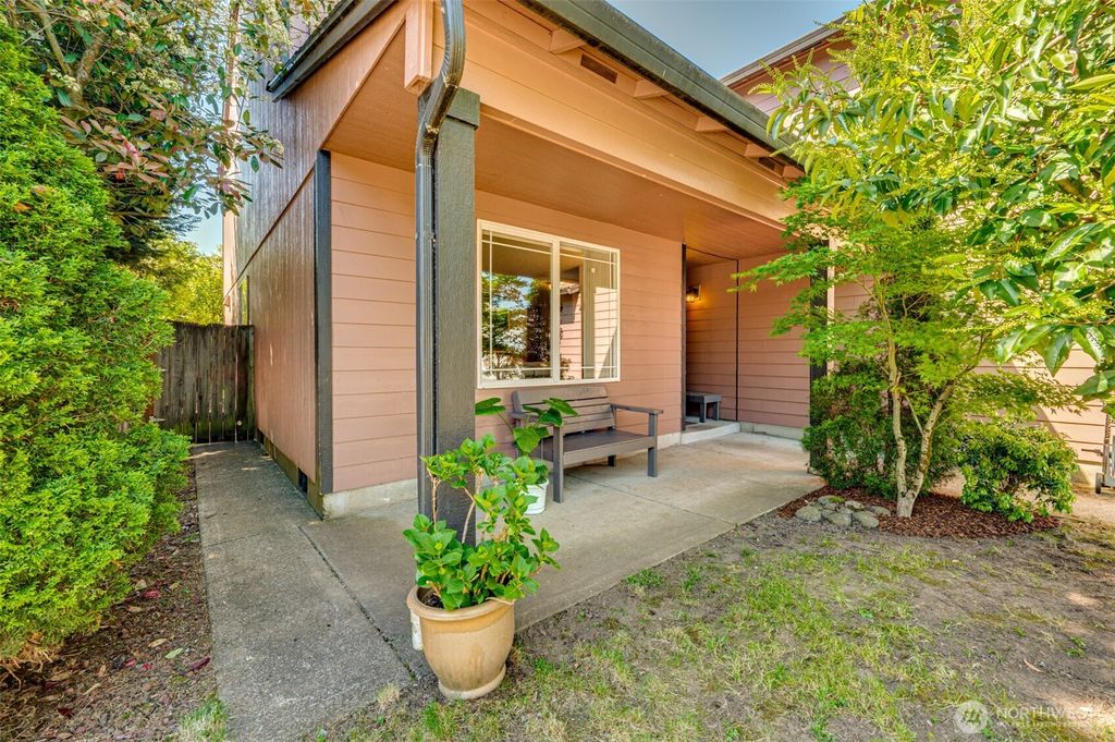 Photo of 15521 NE 87th Street, Vancouver, WA 98682 (MLS # 2523680)