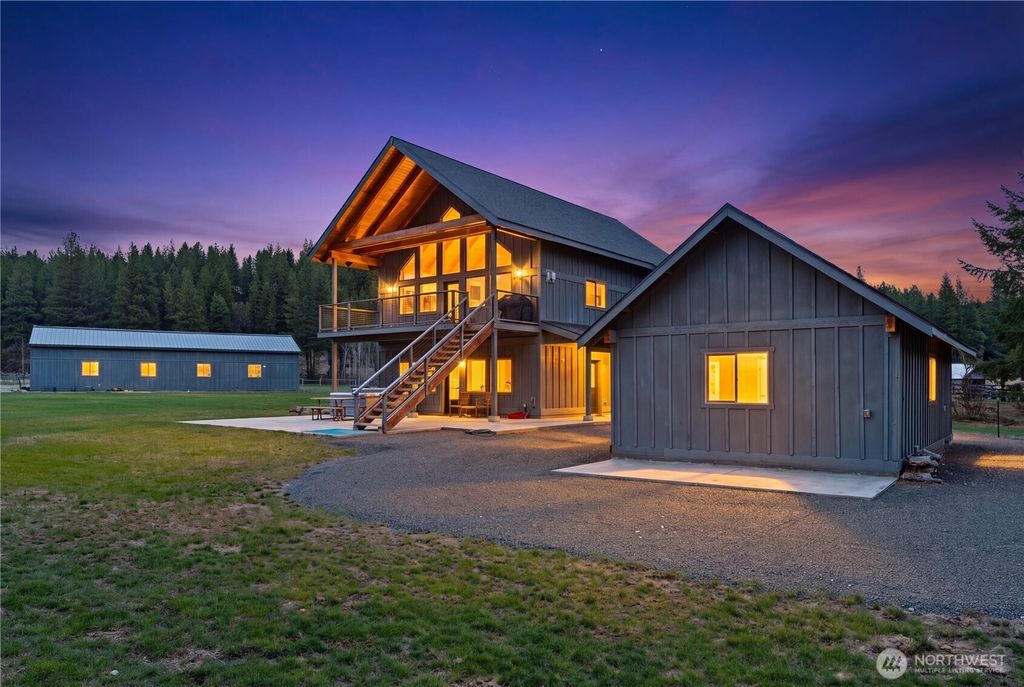 Photo of 161 Middle Fork Lane, Cle Elum, WA 98922 (MLS # 2513272)
