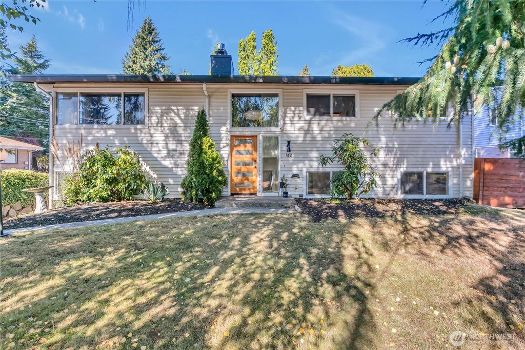 Photo of 142 SW 142nd Street, Burien, WA 98166 (MLS # 2445138)