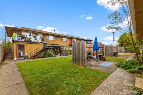 Photo of 1955 Eaton Avenue, Ferndale, WA 98248 (MLS # 2571429)