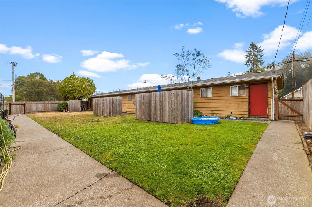 Photo of 1955 Eaton Avenue, Ferndale, WA 98248 (MLS # 2571429)