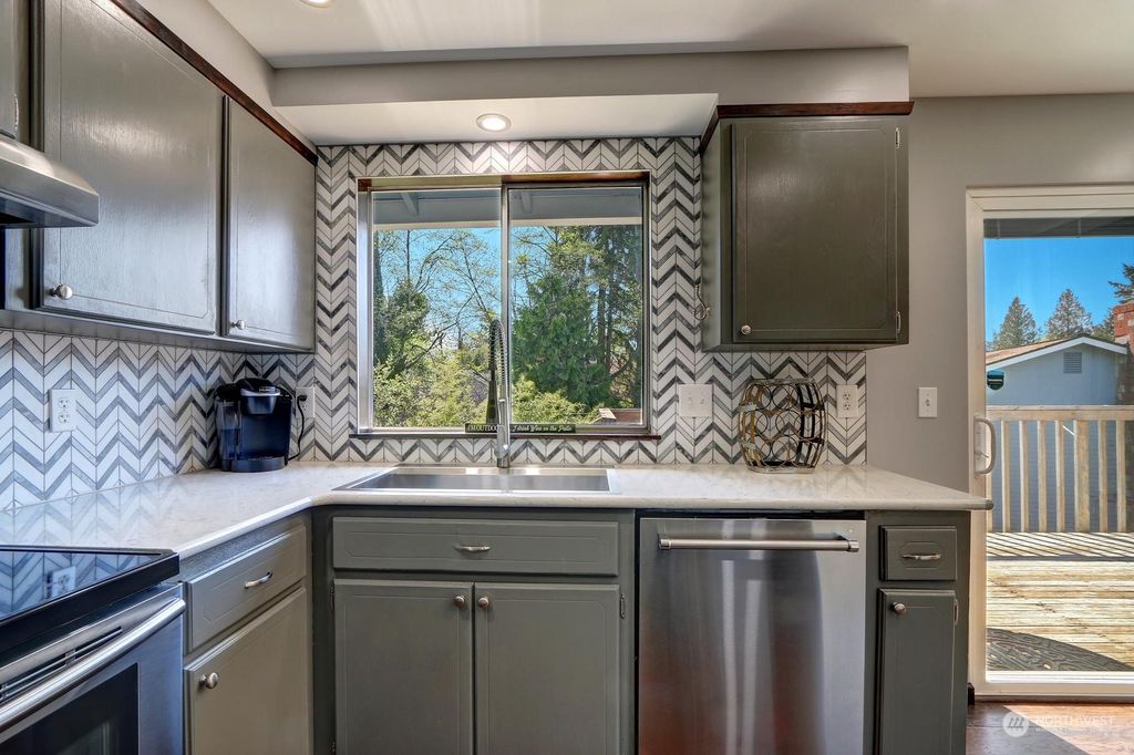 Photo of 4516 145th Place SW, Lynnwood, WA 98087 (MLS # 2062878)