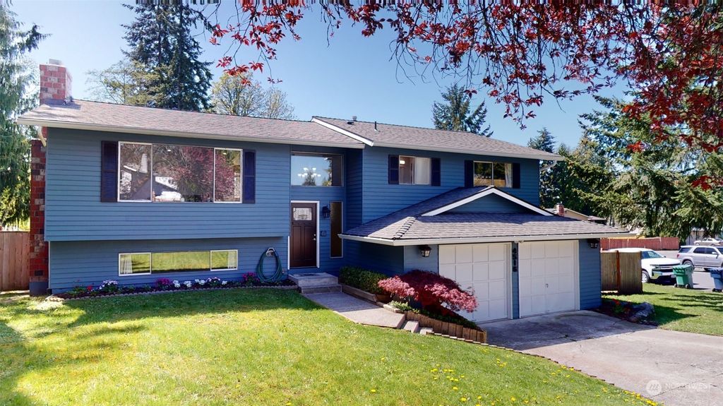 Photo of 4516 145th Place SW, Lynnwood, WA 98087 (MLS # 2062878)