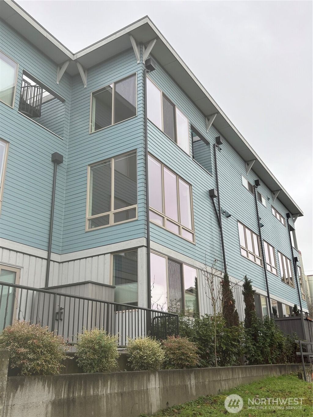 Photo of 1612 SW California Avenue #D, Seattle, WA 98116 (MLS # 2456061)