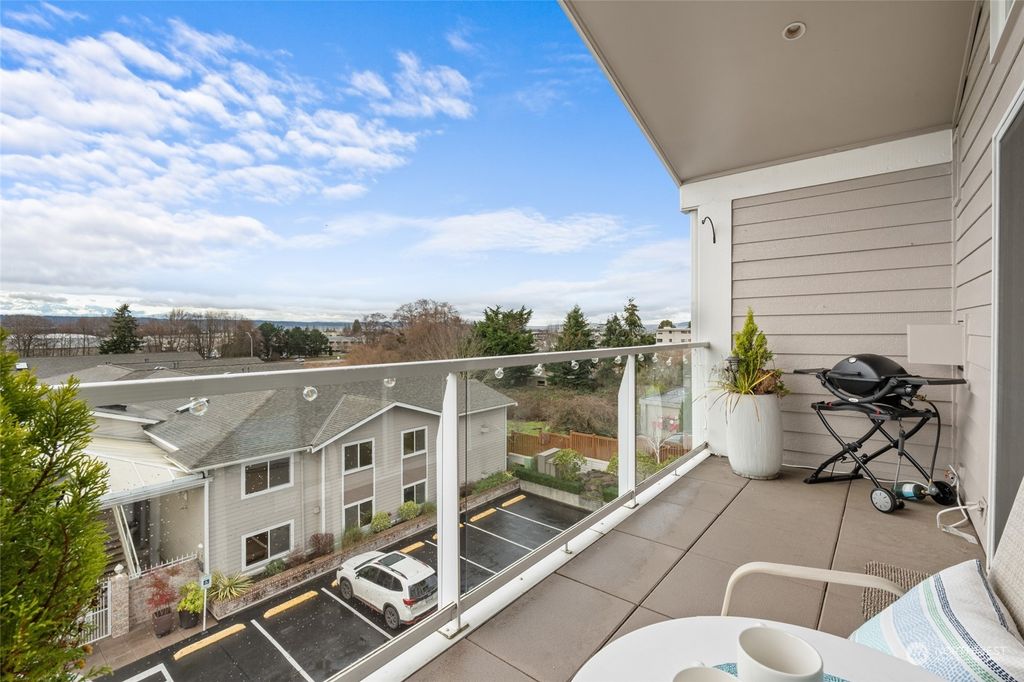 Photo of 402 3rd Avenue S #B303, Edmonds, WA 98020 (MLS # 2323113)