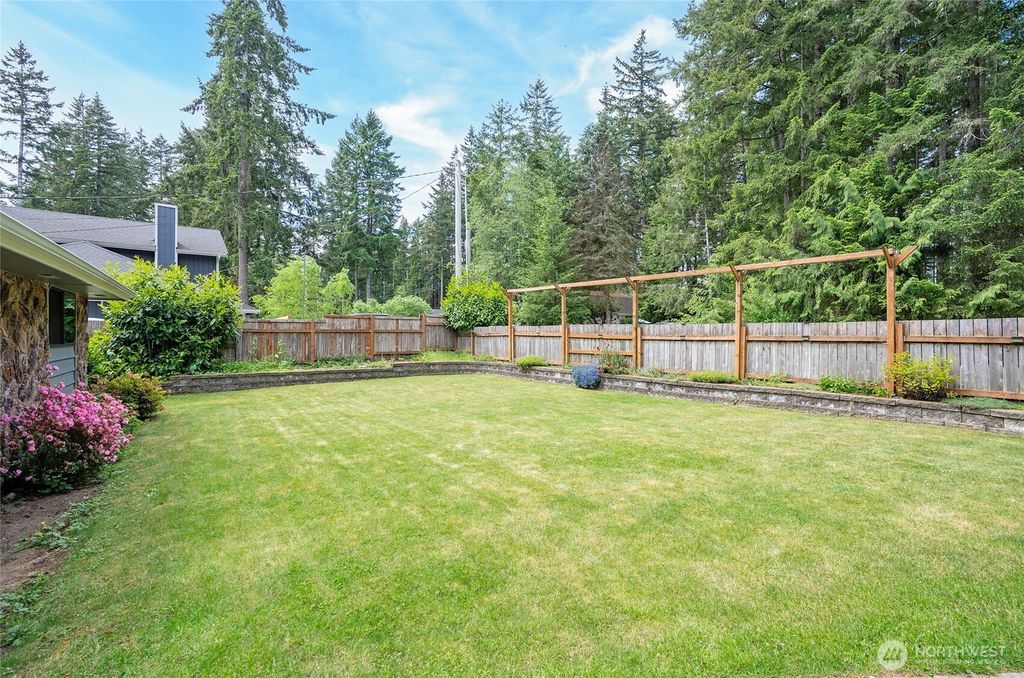 Photo of 11427 148th Avenue NW, Gig Harbor, WA 98329 (MLS # 2522658)