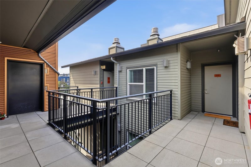 1026 NE 65th Street 519