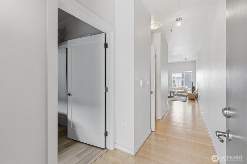 1026 NE 65th Street 519