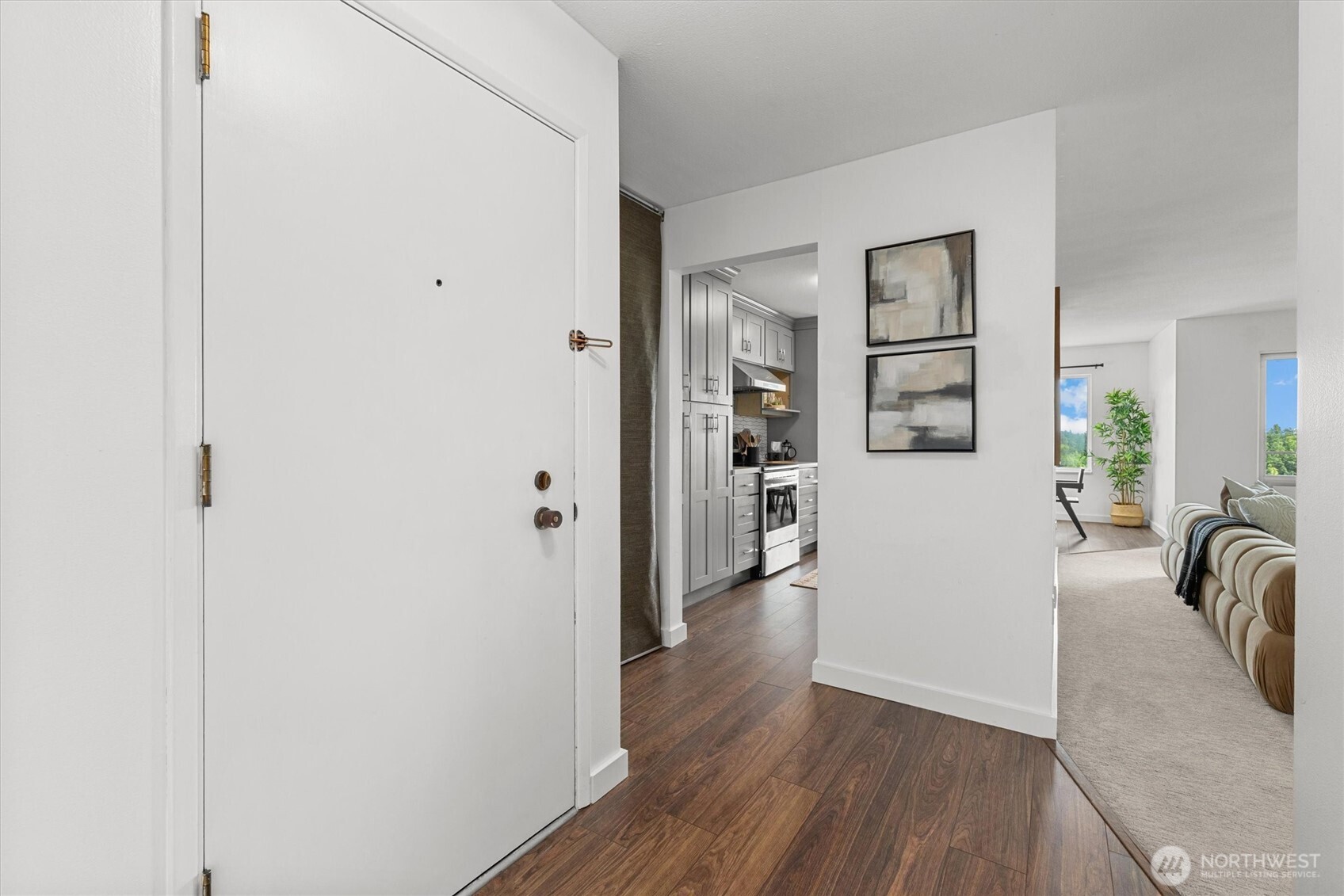 4545 Sand Point Way NE 806