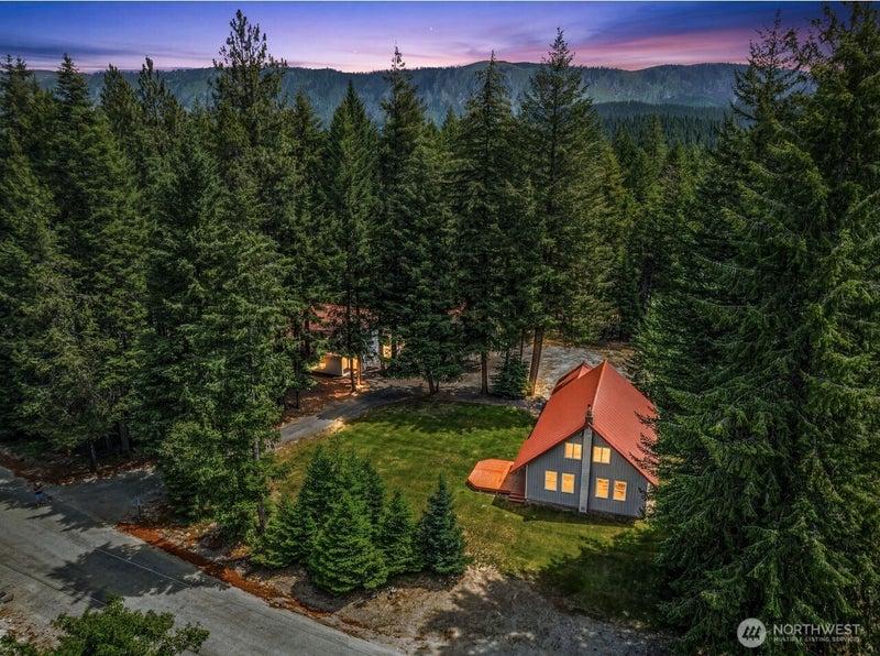 2605 Larch Drive