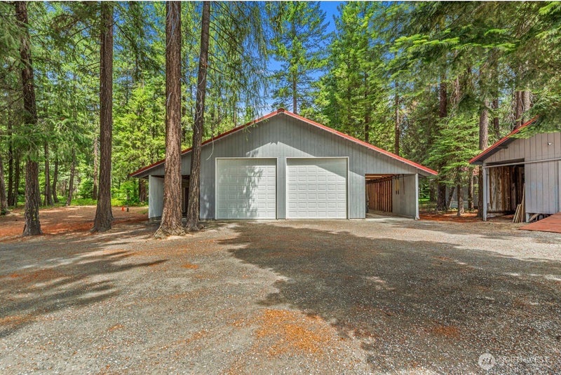 2605 Larch Drive