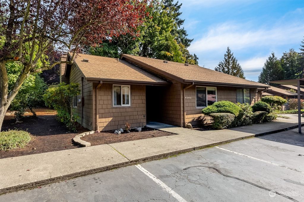 Photo of 15344 62nd Avenue S #1, Tukwila, WA 98188 (MLS # 2208182)