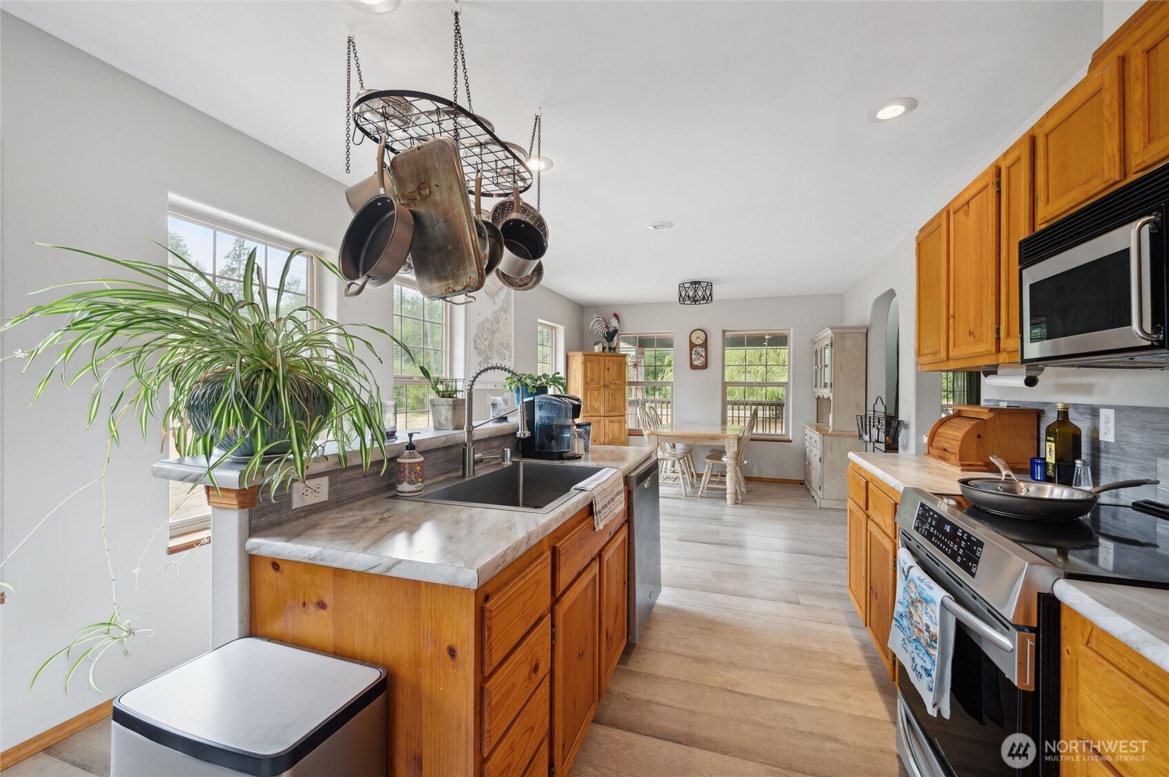 3548 Walltine rd