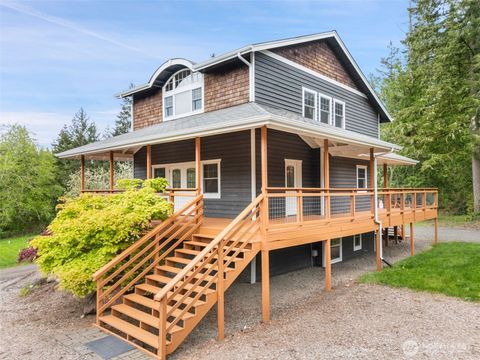 Photo of 6944 SE Nelson Road, Olalla, WA 98359 (MLS # 2500835)