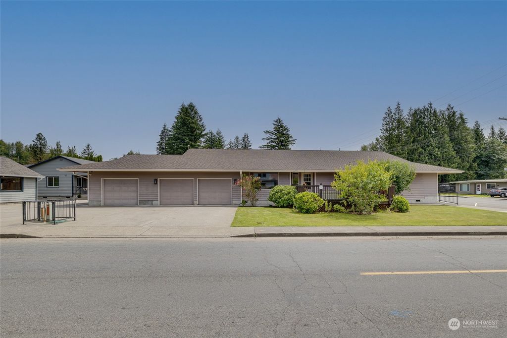 Photo of 801 Main Street, Sultan, WA 98294 (MLS # 2240328)