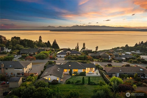 Photo of 17730 14th Avenue NW, Shoreline, WA 98177 (MLS # 2579009)