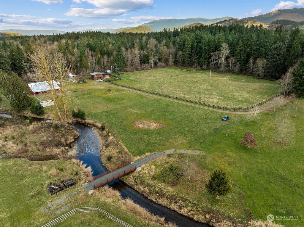 Photo of 37915 292nd Way SE, Enumclaw, WA 98022 (MLS # 2210477)