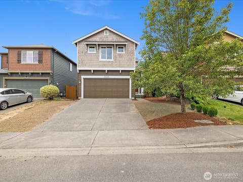 Photo of 24036 SE 262nd Place, Maple Valley, WA 98038 (MLS # 2568407)