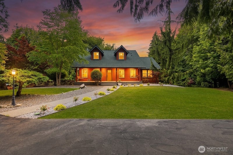 3145 Lakeshore Road
