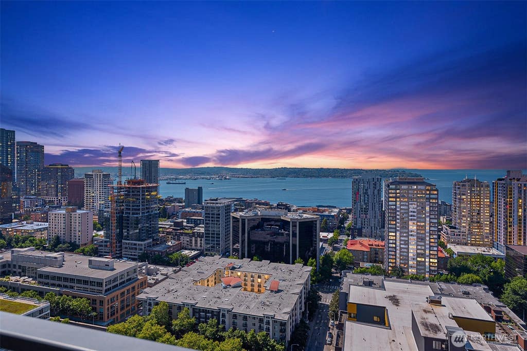 Photo of 2510 6th Avenue #2805, Seattle, WA 98121 (MLS # 2559759)