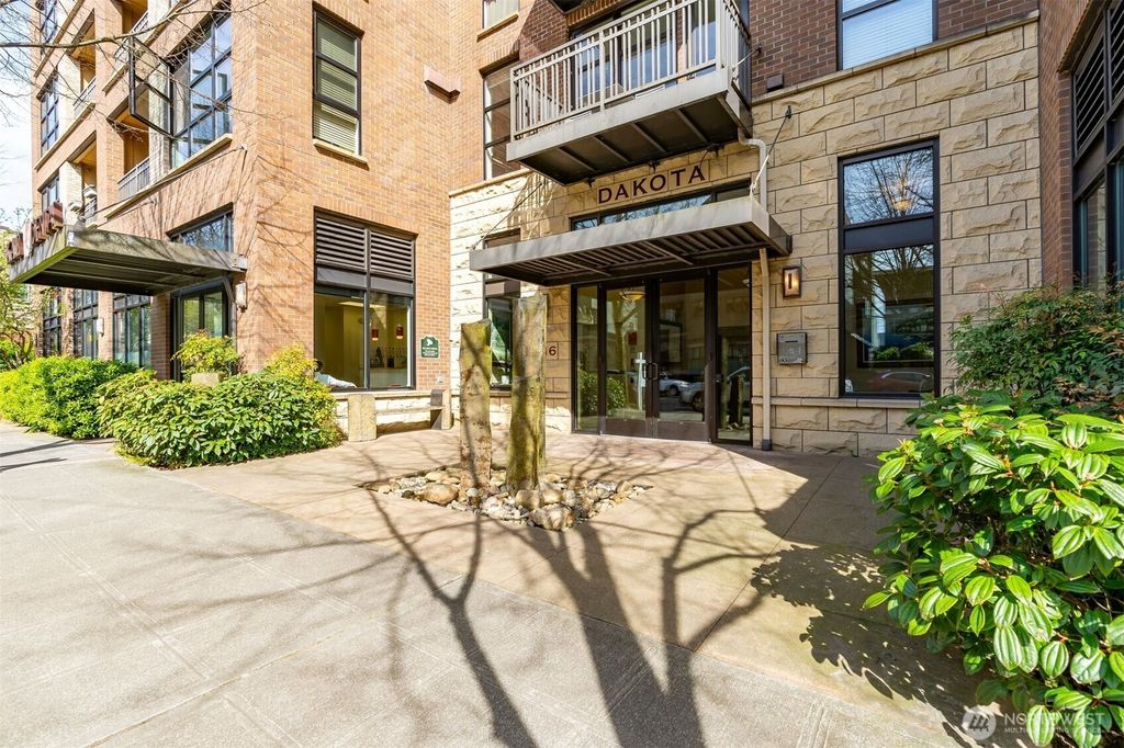 Photo of 4116 California Avenue SW #401, Seattle, WA 98116 (MLS # 2503362)