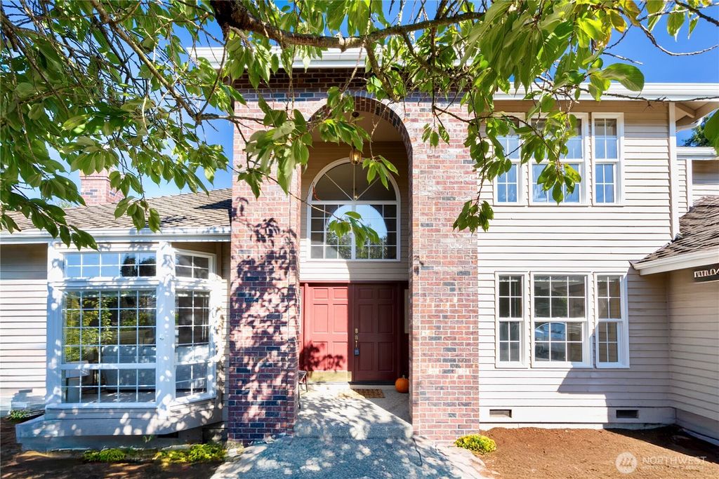 Photo of 5827 106th Street SW, Mukilteo, WA 98275 (MLS # 2441781)