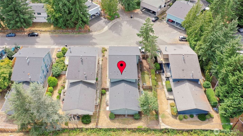 Photo of 2224 NE 197TH PLACE Pl, Shoreline, WA 98155 (MLS # 2428924)