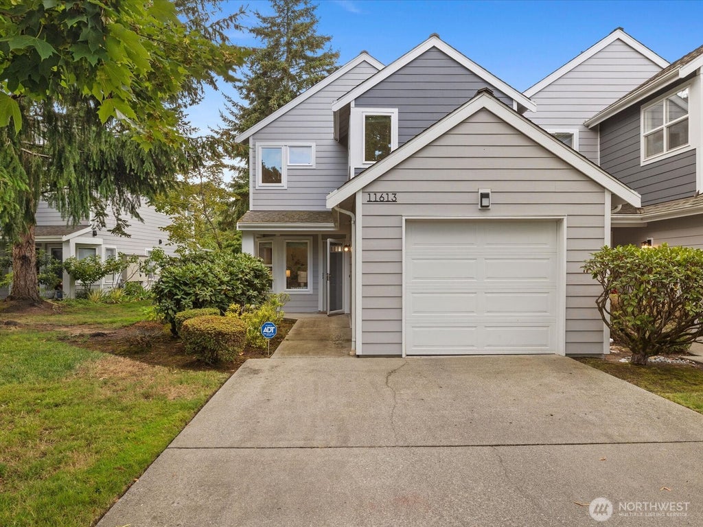 Photo of 11613 Grove Drive, Mukilteo, WA 98275 (MLS # 2576608)