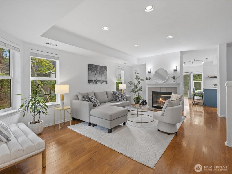11613 Grove Drive