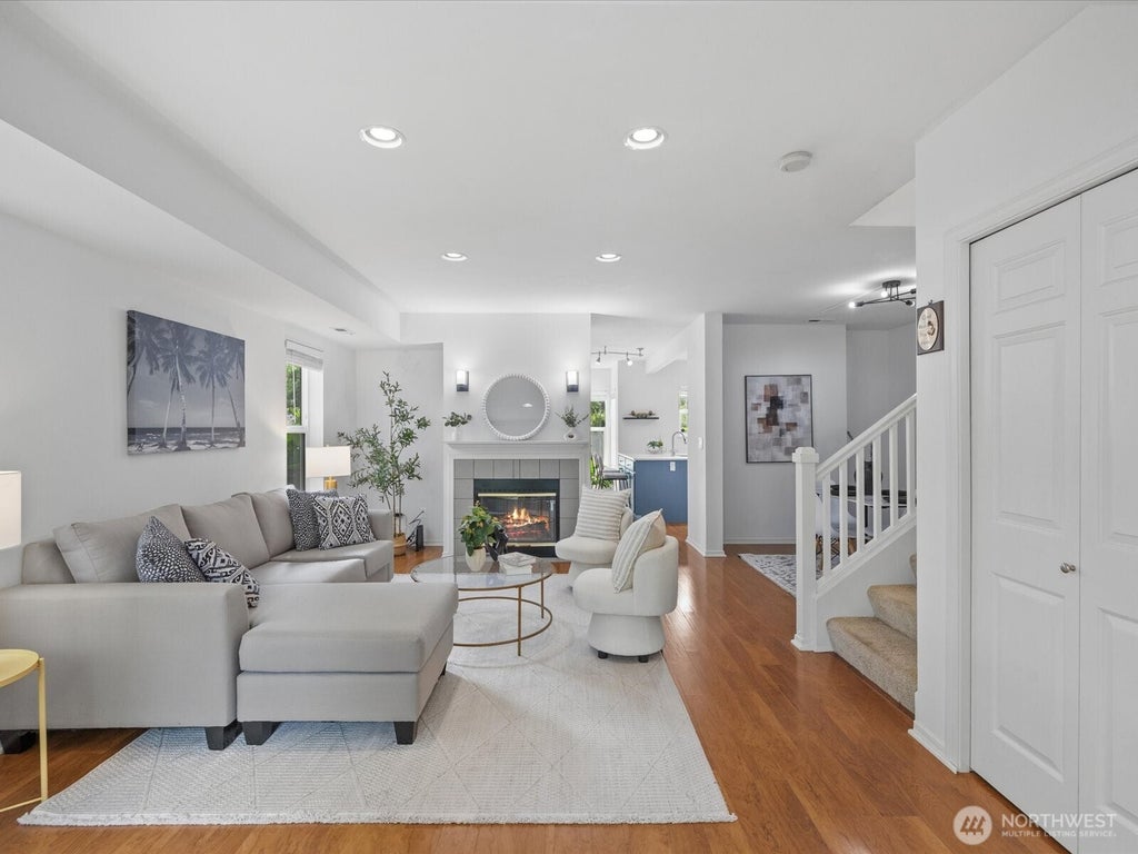 Photo of 11613 Grove Drive, Mukilteo, WA 98275 (MLS # 2576608)