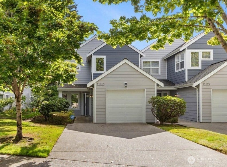 Photo of 11613 Grove Drive, Mukilteo, WA 98275 (MLS # 2576608)
