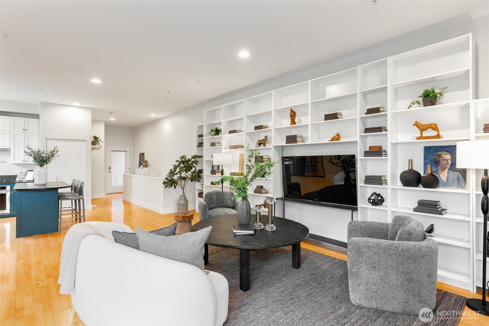 615 E Pike Street 306