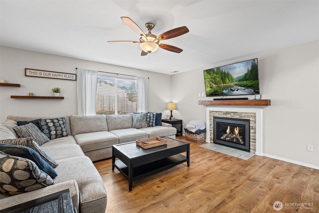 Photo of 13014 120th Avenue E, Puyallup, WA 98374 (MLS # 2488170)