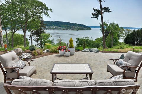Photo of 8065 George Drive, Clinton, WA 98236 (MLS # 2512534)