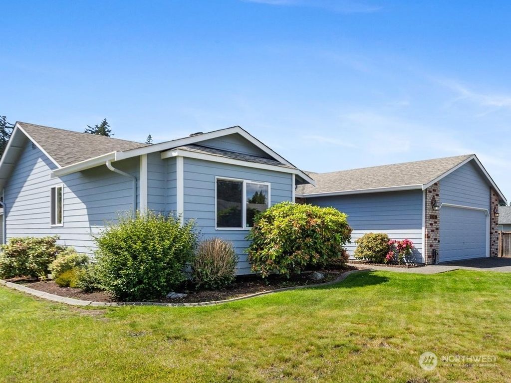 Photo of 11224 53rd Avenue NE, Marysville, WA 98271 (MLS # 2247295)