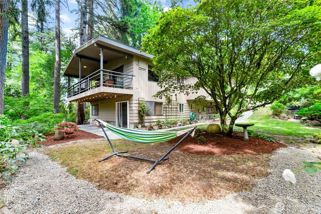 Photo of 4270 Long Lake Road SE, Port Orchard, WA 98366 (MLS # 2561542)