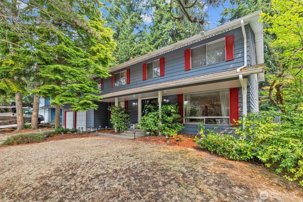 Photo of 14824 119th Avenue NE, Kirkland, WA 98034 (MLS # 2428648)