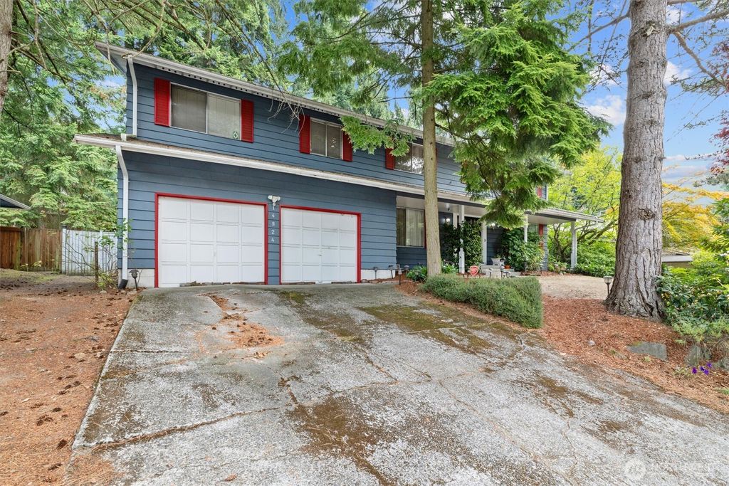 Photo of 14824 119th Avenue NE, Kirkland, WA 98034 (MLS # 2428648)