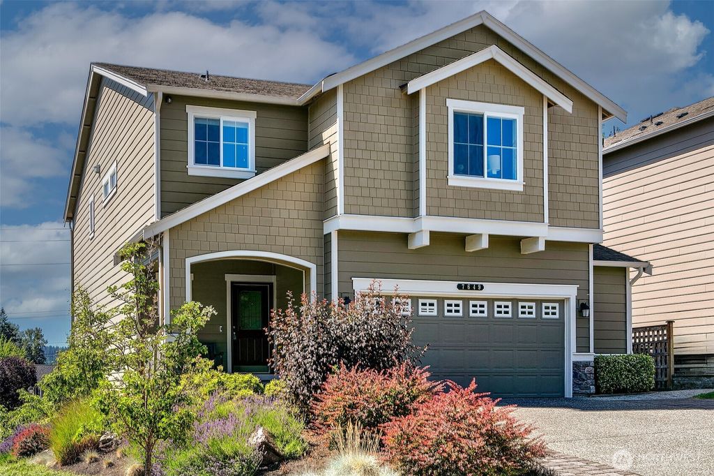 Photo of 7649 NE 196th Street, Kenmore, WA 98028 (MLS # 2397105)
