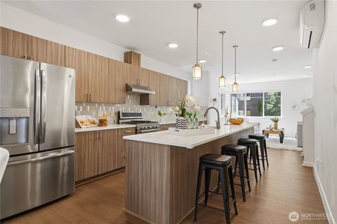 Photo of 15865 NE 14th Road, Bellevue, WA 98008 (MLS # 2500398)